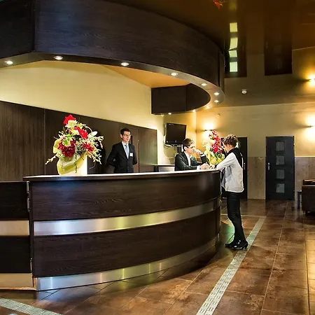 Monttis Hotel Sucha Beskidzka