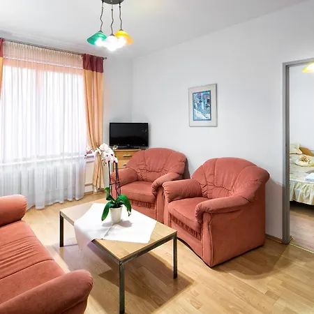 Monttis Отель 3*