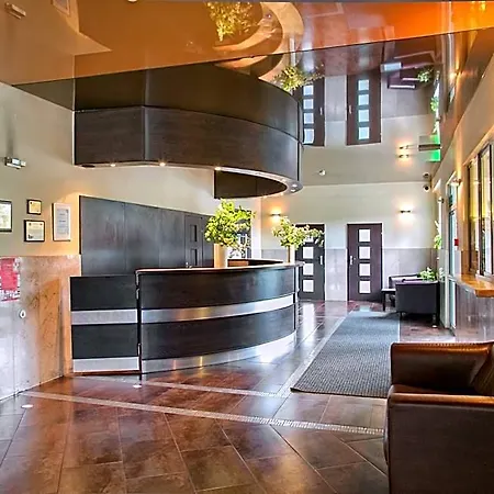 Hotel Monttis Sucha Beskidzka