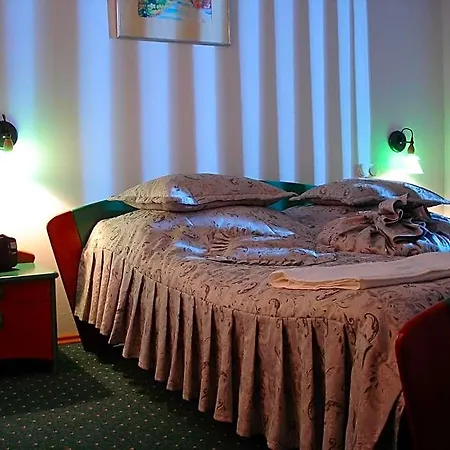 Monttis Hotel Sucha Beskidzka