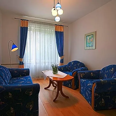 Hotel Monttis 3*